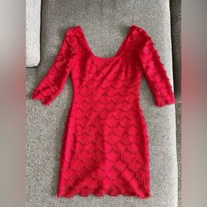 Guess size 4 red scalloped fringe dress